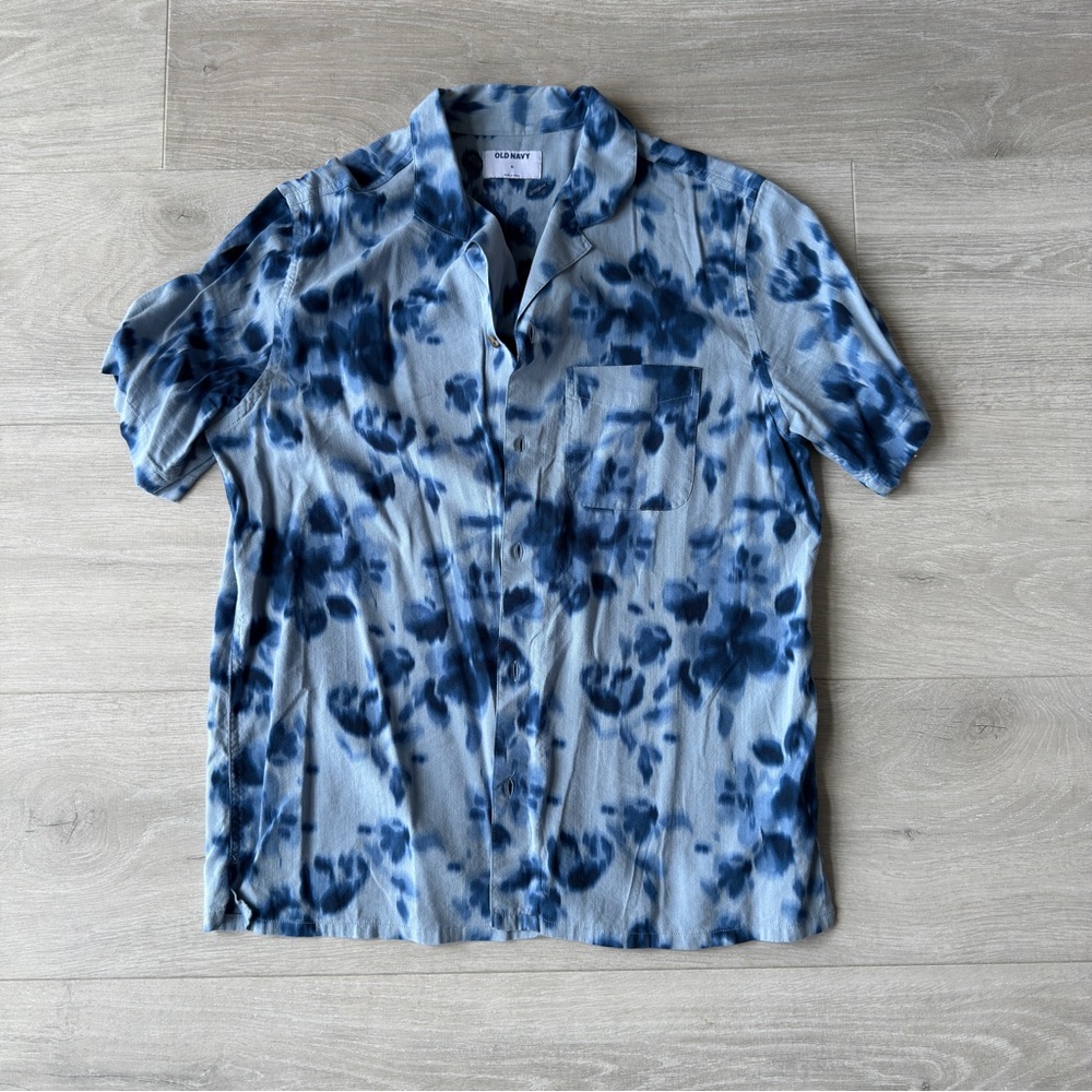 Old Navy Blue Casual Button Down Shirt